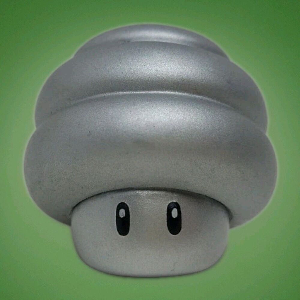 RARE Genuine Nintendo 2007 Super Mario Galaxy Mini Figure Silver Spring Mushroom